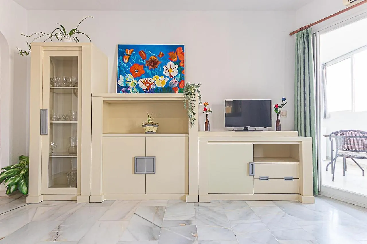 Appartamento 797 Holiday Rentals - Amplio Piso Para 4 En El Centro De Arroyo De La Miel Benalmádena