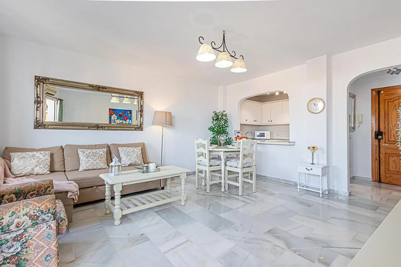 797 Holiday Rentals - Amplio Piso Para 4 En El Centro De Arroyo De La Miel Benalmádena 0*,